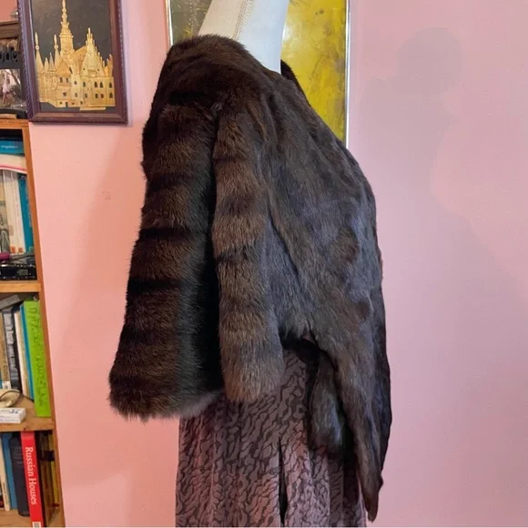 Vintage 1980s Dark Chocolate Vintage Mink Wrap - Picture 3 of 8